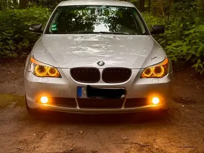 Gebraucht BMW 520 170 PS (125 kW) 2004 Silber Limousine