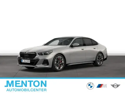 Gebraucht BMW 540 Sport Line 286 PS (210 kW) 2025 Grau Limousine