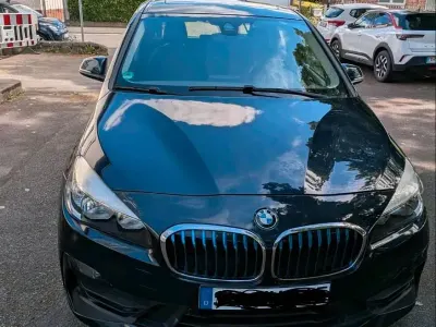 Gebraucht BMW 225 iPerformance 224 PS (164 kW) 2019 Blau Limousine