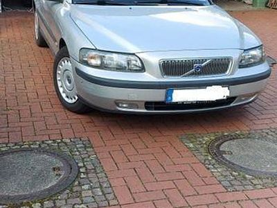 Gebraucht Volvo V70 140 PS (102 kW) 2001 Silber Kombi