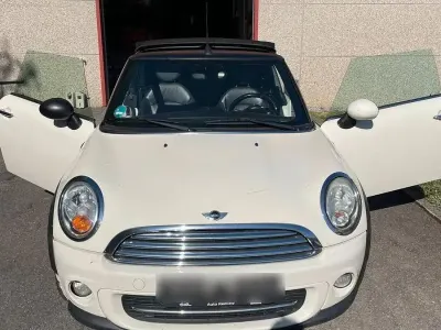 Gebraucht Mini Cooper 122 PS (89 kW) 2012 Weiß Kleinwagen