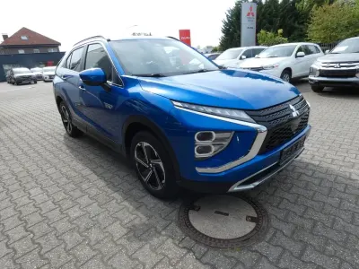 Usata Mitsubishi Eclipse Cross Plus 188 CV (138 kW) 2021 Blu SUV