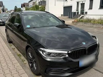 Gebraucht BMW 520 Shadowline 200 PS (147 kW) 2017 Schwarz Kombi