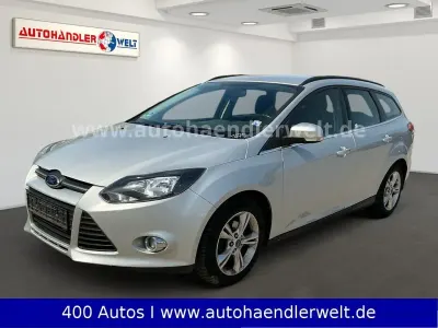 Używany Ford Focus 101 KM (74 kW) 2014 Srebrny Sedan/Limuzyna