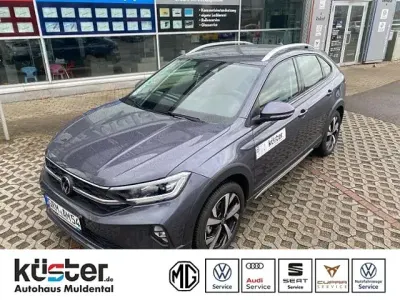 Używany VW Taigo Style 110 KM (80 kW) 2023 Szary SUV