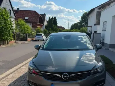 Gebraucht Opel Astra 102 PS (75 kW) 2020 Grau Limousine
