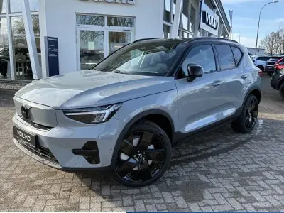 Neu Volvo EX40 Plus 175 kW (238 PS) 2026 Grau SUV