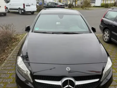 Gebraucht Mercedes A200 Style 156 PS (114 kW) 2017 Schwarz Kleinwagen