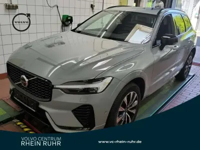 Używany Volvo XC60 Plus 197 KM (144 kW) 2024 Szary SUV