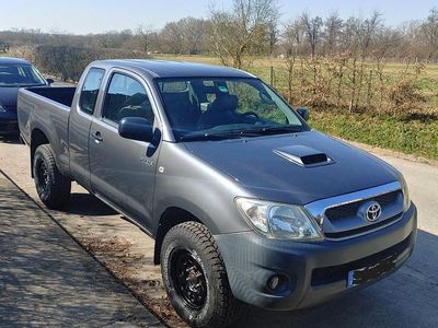 Gebraucht Toyota HiLux 120 PS (88 kW) 2009 Grau Pickup