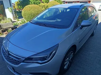 Usata Opel Astra Business 110 CV (80 kW) 2019 Argento Station wagon