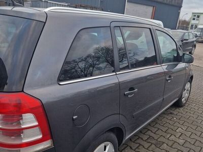 gebraucht Opel Zafira 