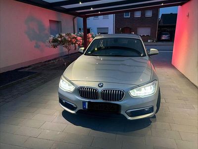Gebraucht BMW 118 Performance 150 PS (110 kW) 2018 Silber Kleinwagen