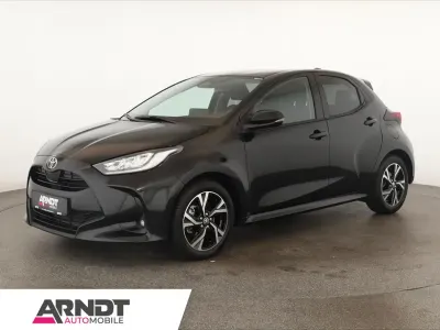Gebraucht Toyota Yaris Hybrid 116 PS (85 kW) 2025 Mysticschwarz Limousine