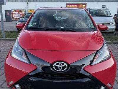 Usata Toyota Aygo X-play 69 CV (50 kW) 2017 Utilitaria