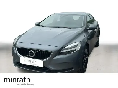Gebraucht Volvo V40 Momentum 120 PS (88 kW) 2019 Grau Kombi
