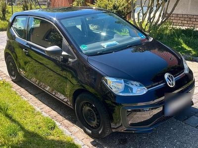 Begagnad VW up! 60 HK (44 kW) 2018 Svart Halvkombi