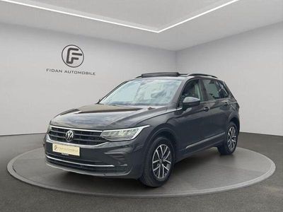 Gebraucht VW Tiguan 150 PS (110 kW) 2022 Grau SUV