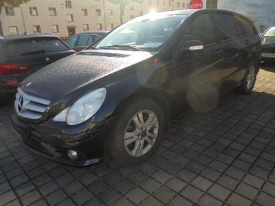 Mercedes R320