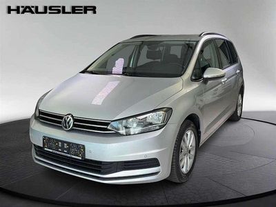 Gebraucht VW Touran Comfortline 150 PS (110 kW) 2019 Silber Van / Kleinbus
