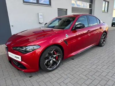 Gebraucht Alfa Romeo Giulia Quadrifoglio 519 PS (381 kW) 2025 Rosso etna (metallic) Limousine