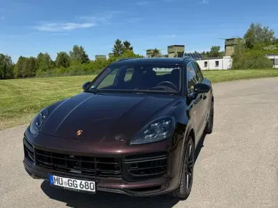Usata Porsche Cayenne Turbo S 549 CV (403 kW) 2019 Marrone SUV