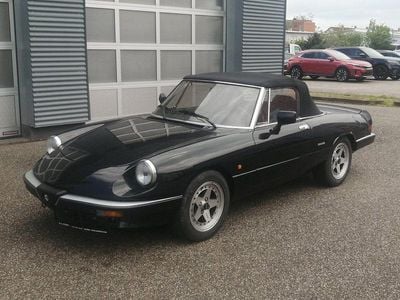 Gebraucht Alfa Romeo Spider 103 PS (75 kW) 1986 Schwarz Cabrio