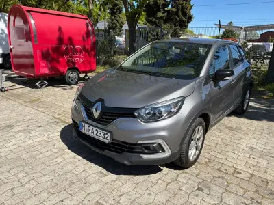 Usata Renault Captur LIMITED 90 CV (66 kW) 2019 Grigio SUV