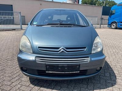 Grau Gebraucht 2008 Citroën Xsara Picasso Style Van / Kleinbus | 950 €