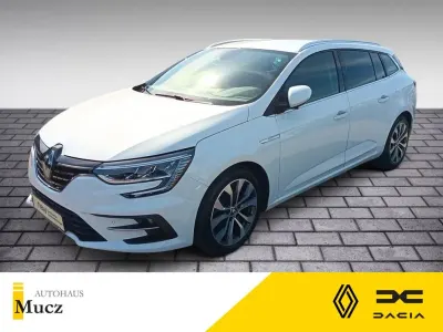 Gebraucht Renault Mégane IV Techno 140 PS (102 kW) 2023 Weiß Limousine