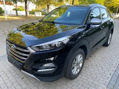 Gebraucht Hyundai Tucson Advantage 132 PS (97 kW) 2017 Schwarz SUV