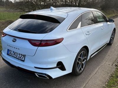 Kia ProCeed
