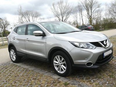 gebraucht Nissan Qashqai 1.2 DIG-T Xtronic Acenta Automatik