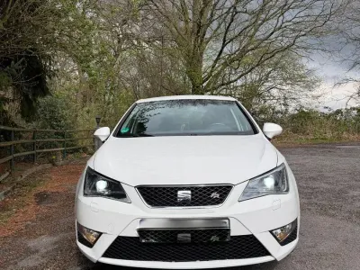 Gebraucht Seat Ibiza FR 105 PS (77 kW) 2015 Weiß Limousine
