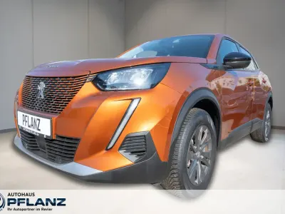Gebraucht Peugeot e-2008 Active 100 kW (136 PS) 2022 Orange SUV