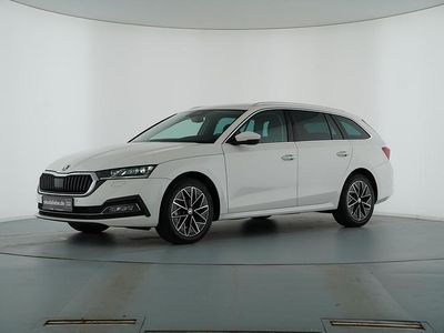 Usata Skoda Octavia Style 150 CV (110 kW) 2022 Bianco Station wagon