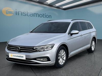 Usata VW Passat 150 CV (110 kW) 2022 Argento Station wagon