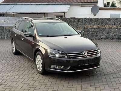 Gebraucht VW Passat 160 PS (117 kW) 2011 Grau Kombi