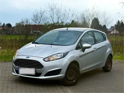 Second-hand Ford Fiesta Titanium 101 CP (74 kW) 2015 Gri Hatchback