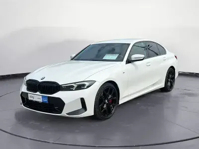 Gebraucht BMW 320 M Sport 190 PS (139 kW) 2025 Weiß Limousine