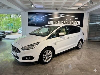 Gebraucht Ford S-MAX Titanium 179 PS (131 kW) 2017 Weiß Van / Kleinbus