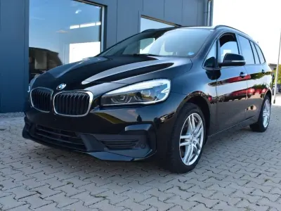 Gebraucht BMW 218 Gran Tourer Advantage 150 PS (110 kW) 2021 Schwarz Van / Kleinbus