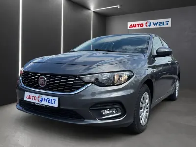 Gebraucht Fiat Tipo 95 PS (69 kW) 2018 Grau Limousine