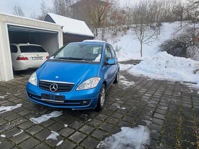 Blau Gebraucht 2008 Mercedes A150 Kleinwagen | 3.999 € (Fairer Preis)