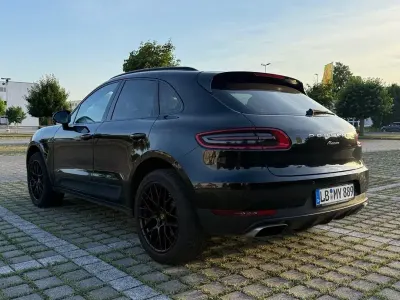 Gebraucht Porsche Macan 252 PS (185 kW) 2017 Schwarz SUV