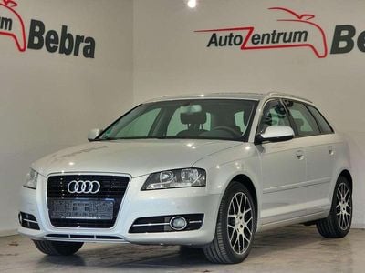 Gebraucht Audi A3 Ambiente 125 PS (91 kW) 2012 Eissilber Kleinwagen