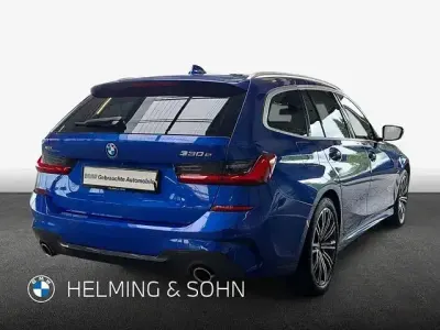 Gebraucht BMW 330e M Sport 2022 Blau Kombi