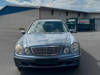 Mercedes E220