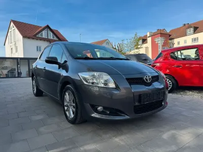 Brugt Toyota Auris Team 97 HK (71 kW) 2008 Grå Hatchback