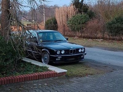 Usata BMW 325 Performance 129 CV (94 kW) 1987 Nero Berlina